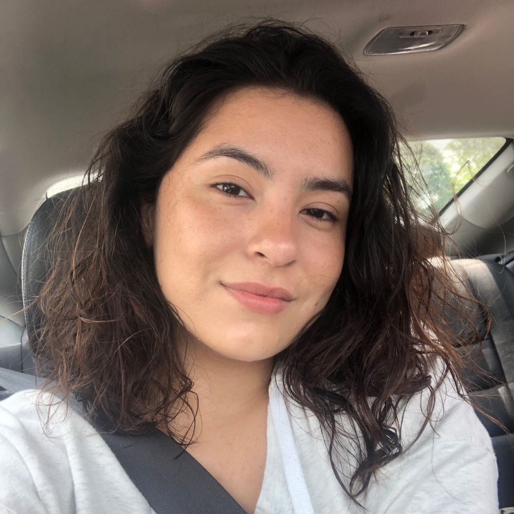 Meet your Posher, Gloria